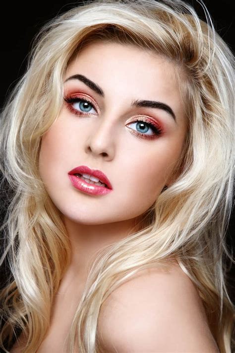 makeup on blondes with blue eyes|More.